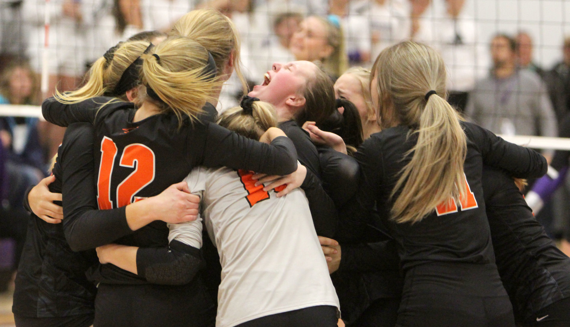 Bloomer volleyball at Mosinee 11-2-19